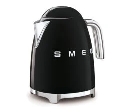 Bouilloire SMEG KLF03BLEU Noire - 1.7L + Offre Cadeau -Vente De Café bouilloire noir vernis