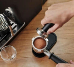 Machine Expresso DELONGHI EC9155.MB La Specialista Arte + Kit Barista -Vente De Café delonghi laspecialista arte 6