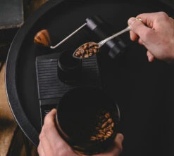 Moulin à Café Manuel D-KANTA MG05 Noir + Café De Spécialité Offert 10 Moulin à Café Manuel D-KANTA MG05 Noir + Café De Spécialité Offert -Vente De Café dkanta moulinmanuel 1