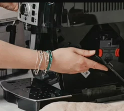 DELONGHI Magnifica ECAM 22.140.B - Garantie 3 Ans -Vente De Café entretien delonghi magnifica s