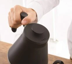 Bouilloire Versante 800 Ml Noir V60 Col De Cygne - HARIO -Vente De Café harionoir amb