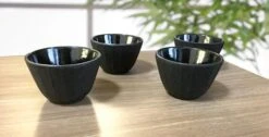 Lot De 4 Tasses En Fonte Noire 12cl - The Kitchenette 5 Lot De 4 Tasses En Fonte Noire 12cl - The Kitchenette -Vente De Café mood viva scandinavia