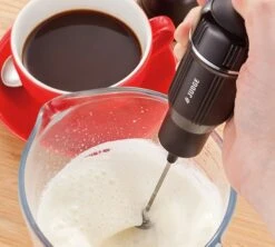 Mousseur à Lait à Piles - Judge -Vente De Café mousseur piles judge 3